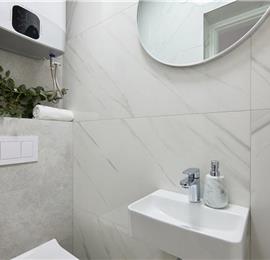 3 Bedroom Apartment with 2 Balconies near Dubrovnik Old Town, Sleeps 5-6